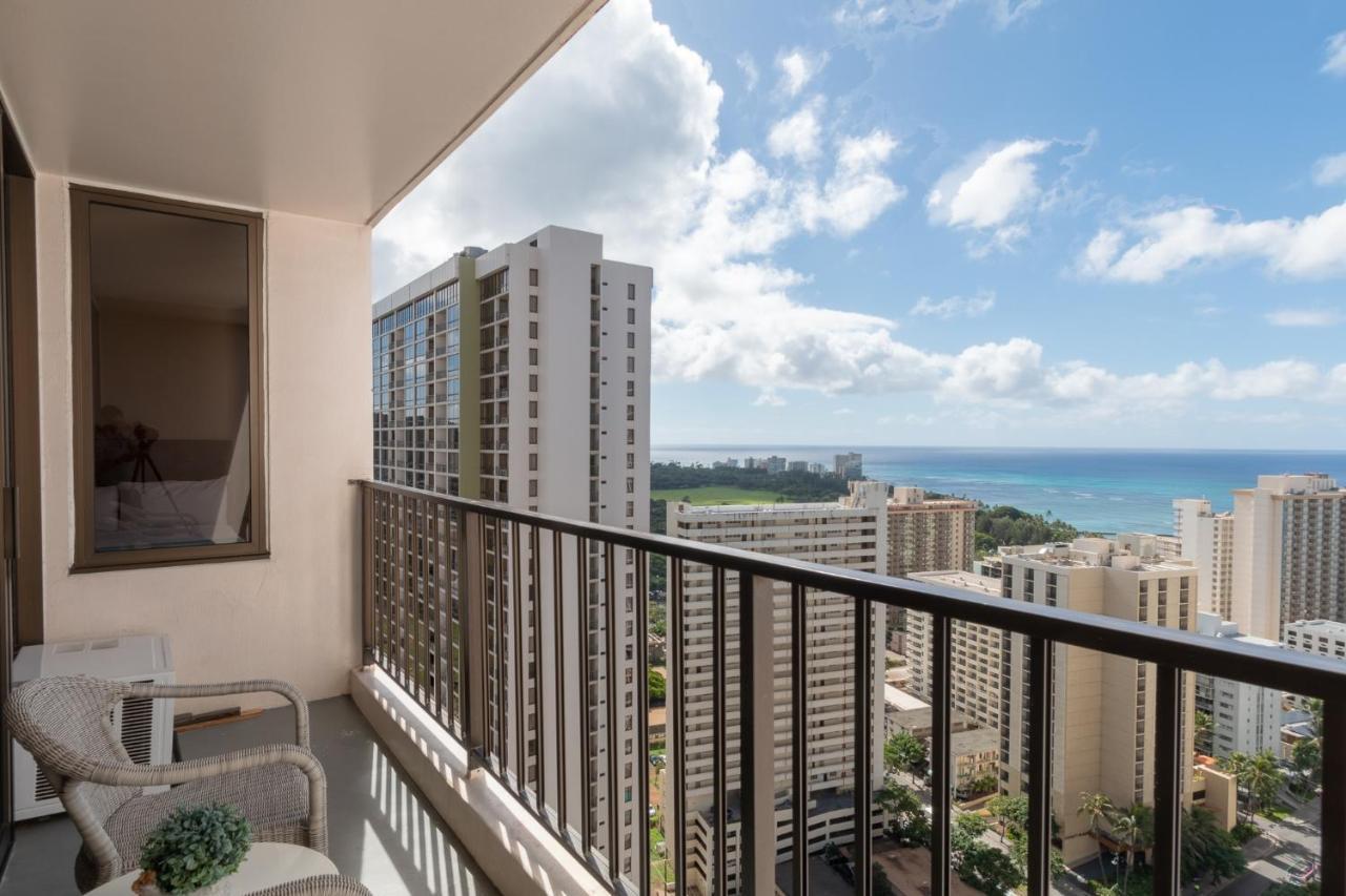 Deluxe 32Nd Floor Condo - Gorgeous Ocean Views, Free Wifi & Parking! Honolulu Exterior foto