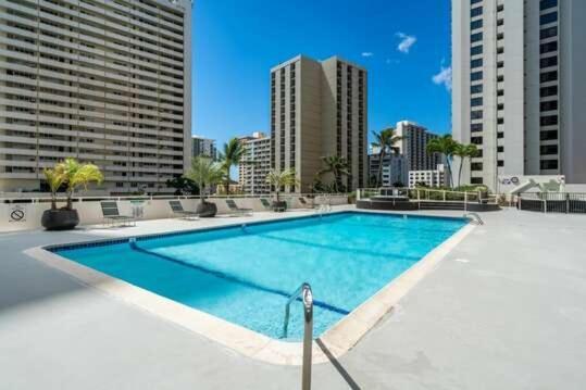 Deluxe 32Nd Floor Condo - Gorgeous Ocean Views, Free Wifi & Parking! Honolulu Exterior foto