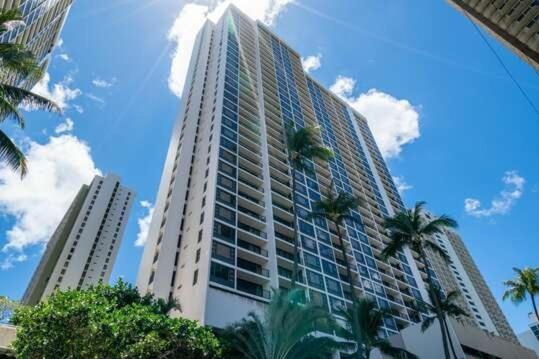 Deluxe 32Nd Floor Condo - Gorgeous Ocean Views, Free Wifi & Parking! Honolulu Exterior foto